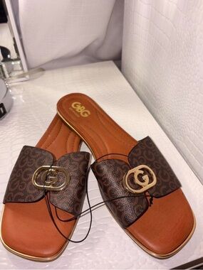 GBG Los Angeles Brown Patterned Slide Sandals with Gold Accent
